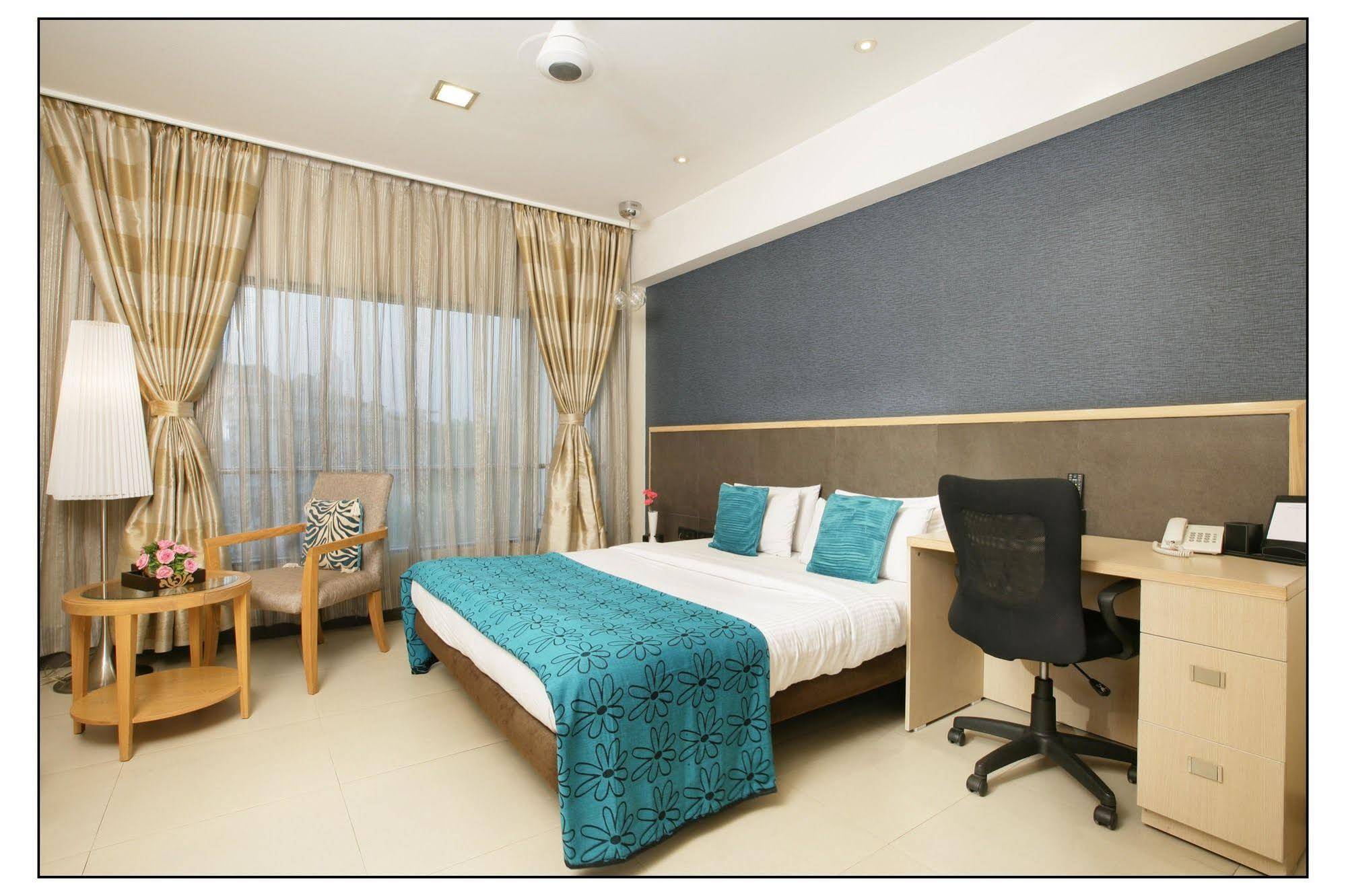 The Sirona Hotel Пюн Екстериор снимка